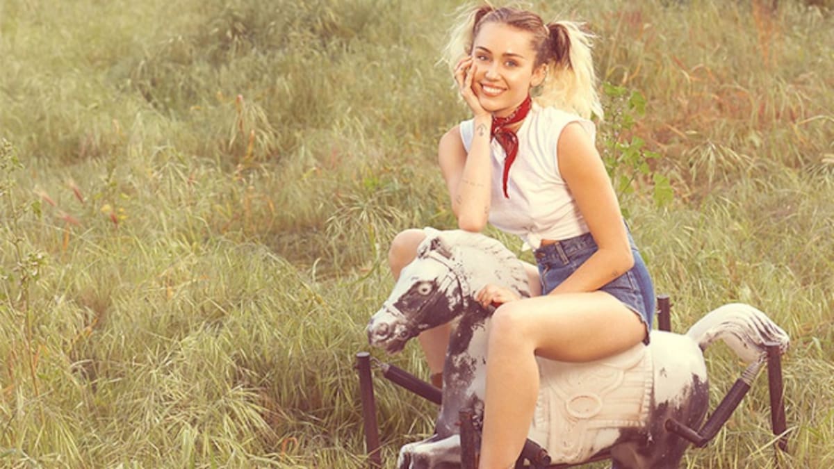 Miley Cyrus lanza “Malibu”