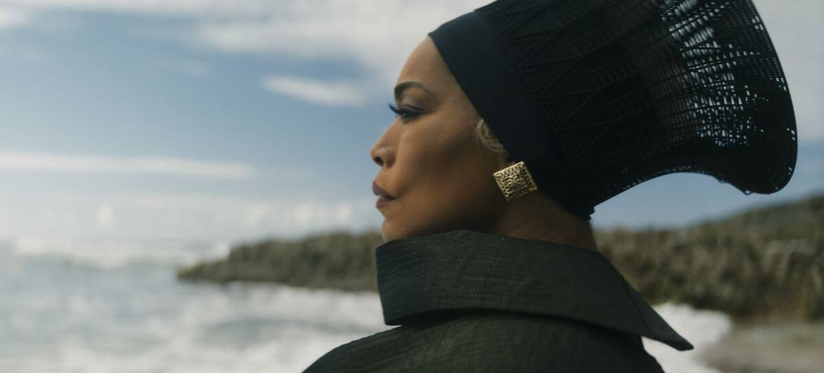 Angela Basset en 'Black Panther: Wakanda Forever'.