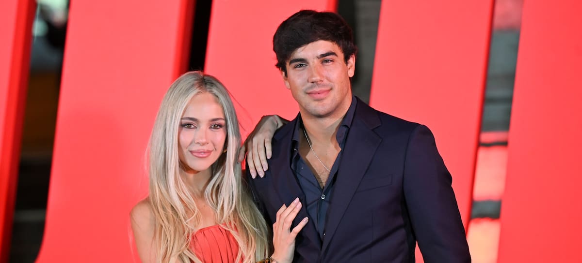 Ana Mena y Óscar Casas en el estreno de 'Ídolos', en marzo de 2026
