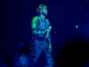 JC Reyes sufre una caída de la moto durante su concierto en Madrid