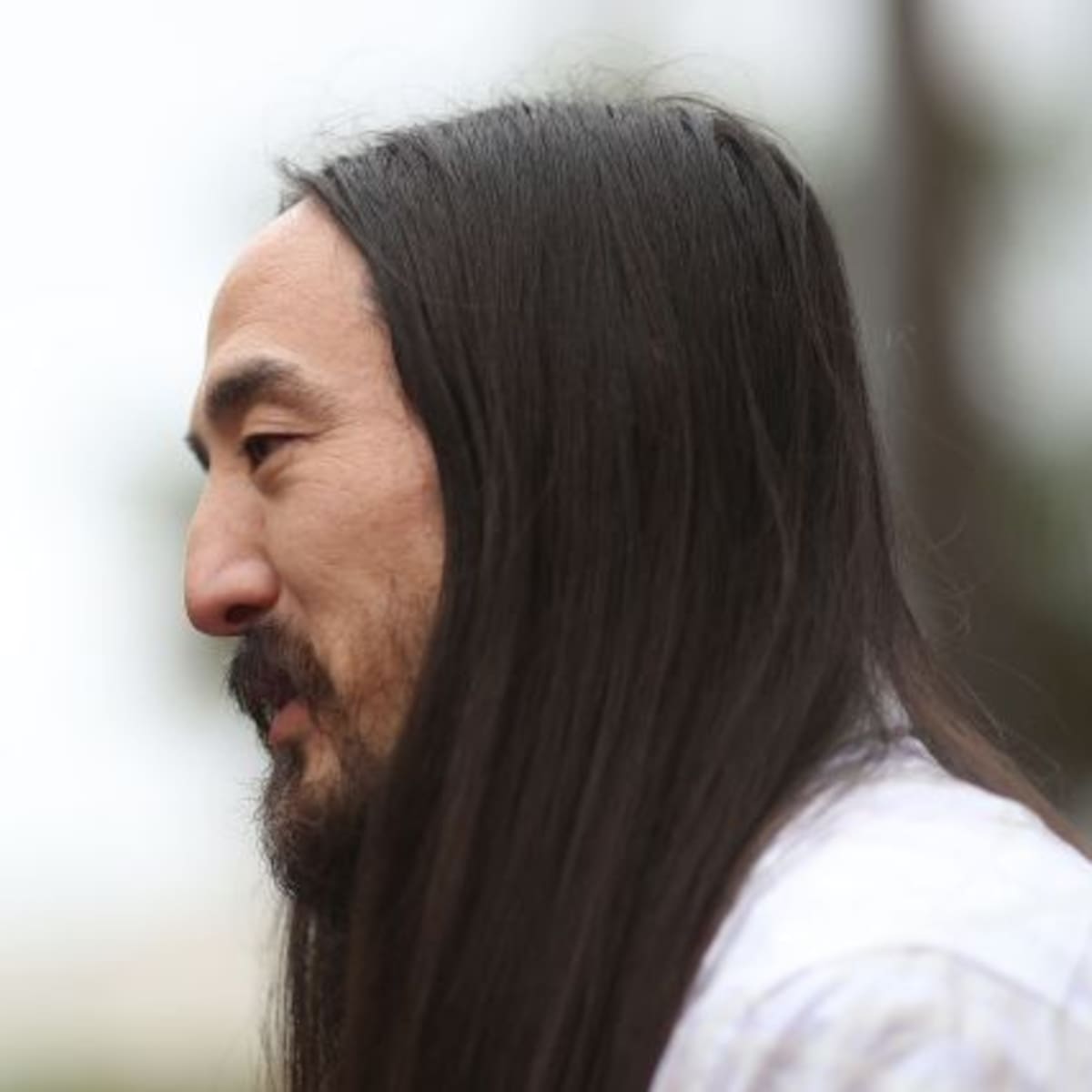 Documental revela la vida de Steve Aoki