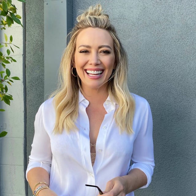 Hilary Duff luce nuevo look para el reboot de Lizzie McGuire