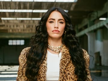 Lali luce orgullosa su anillo de prometida: Se casa con Pedro Rosemblat