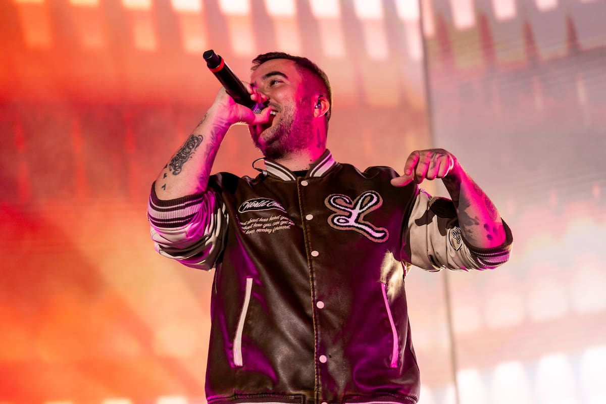 Beret conquistó al público de LOS40 Primavera Pop con una actuación cargada de emoción y cercanía. Sus canciones, coreadas de principio a fin, reforzaron la conexión especial que mantiene con sus seguidores y dejaron uno de los momentos más sentidos de la noche.