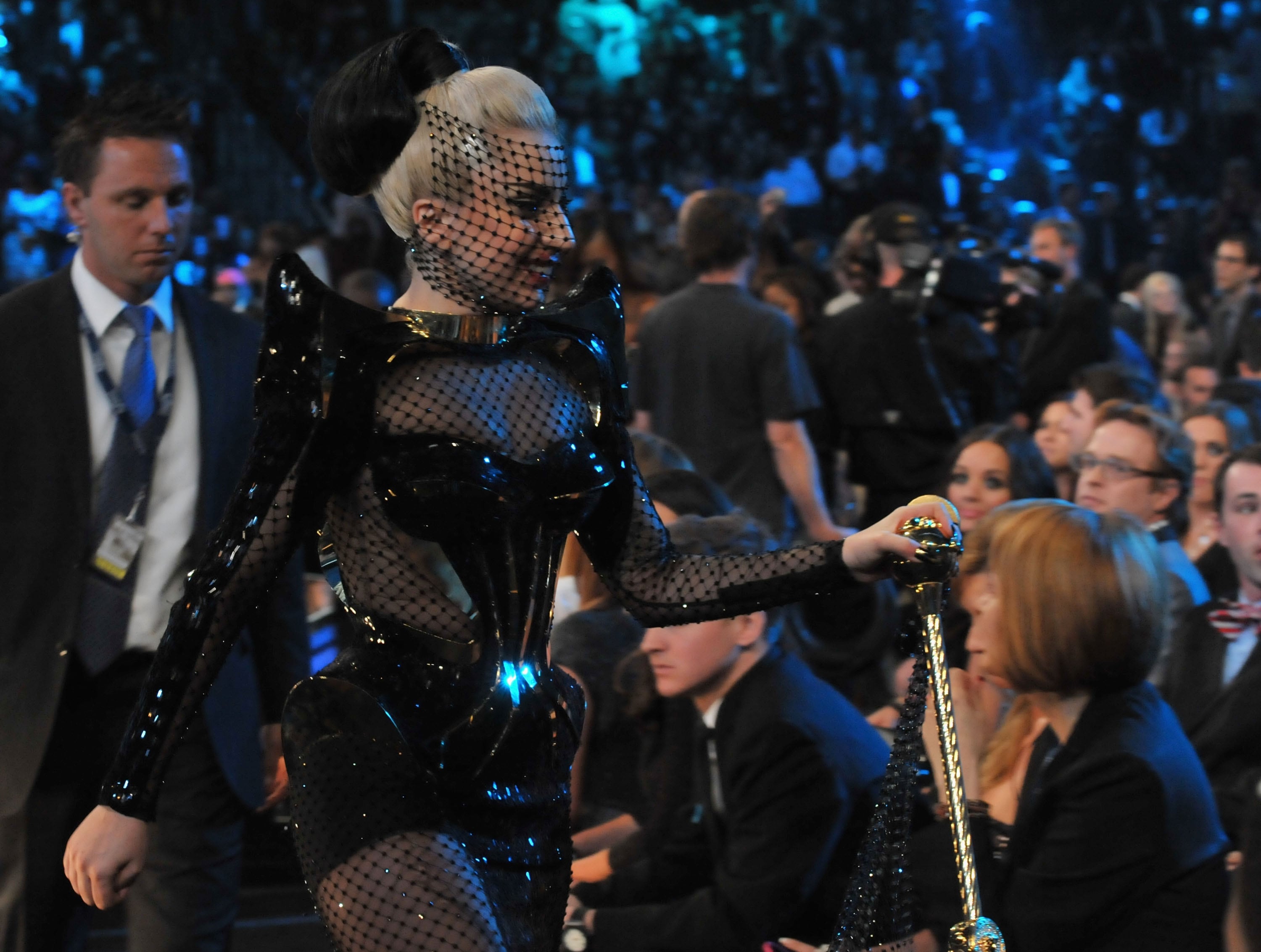 Lady Gaga, lista para reclamar cualquier trono en los Grammy de 2012. / Lester Cohen/WireImage