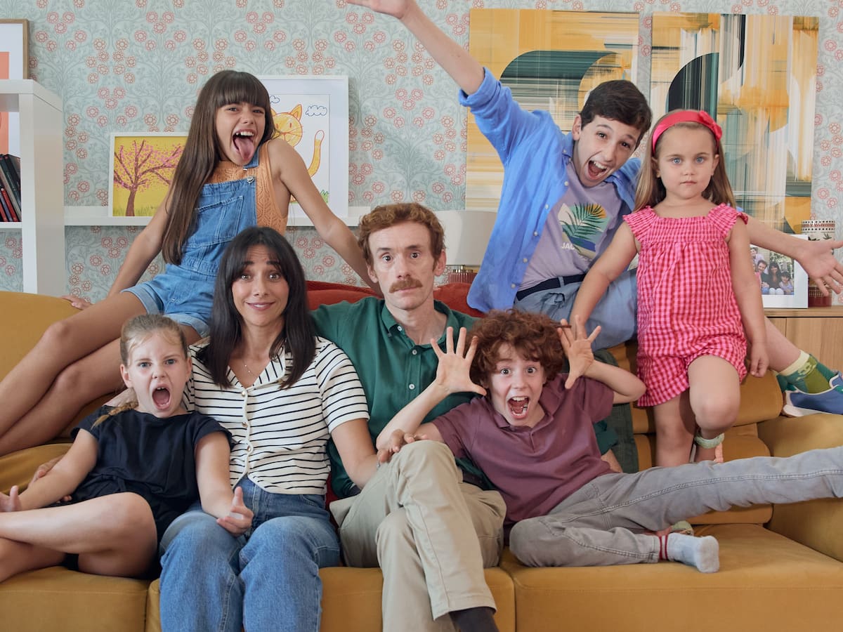 ¿Qué tiene que ver ‘Padre no hay más que uno, la serie’ con las películas de Santiago Segura?