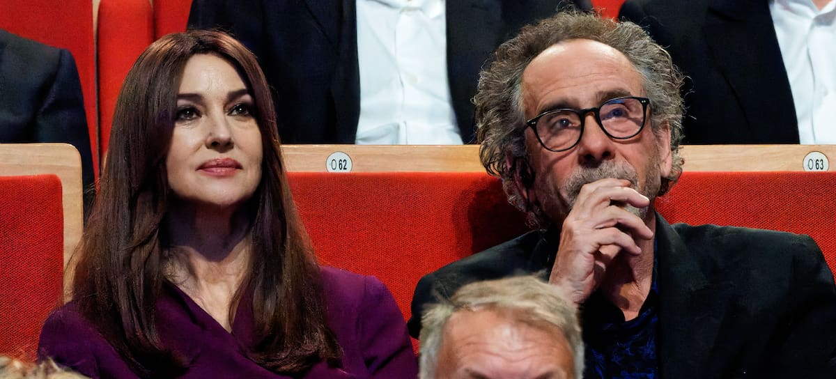 Tim Burton y Monica Belluci en la ceremonia de entrega de los premios Lumiere.
