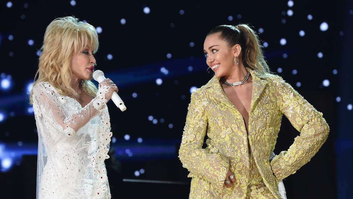 Miley Cyrus revela su última conversación con Dolly Parton y el consejo que nunca olvidará