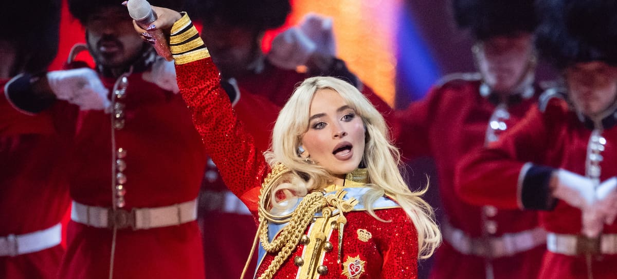 Sabrina Carpenter saca al escenario por sorpresa a Duran Duran en su concierto en Londres.