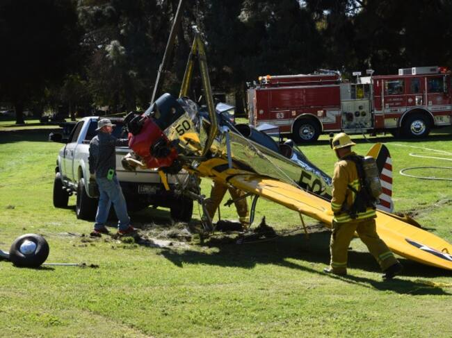 El avión de Harrison Ford de 1942 quedó así en 2015 / Getty