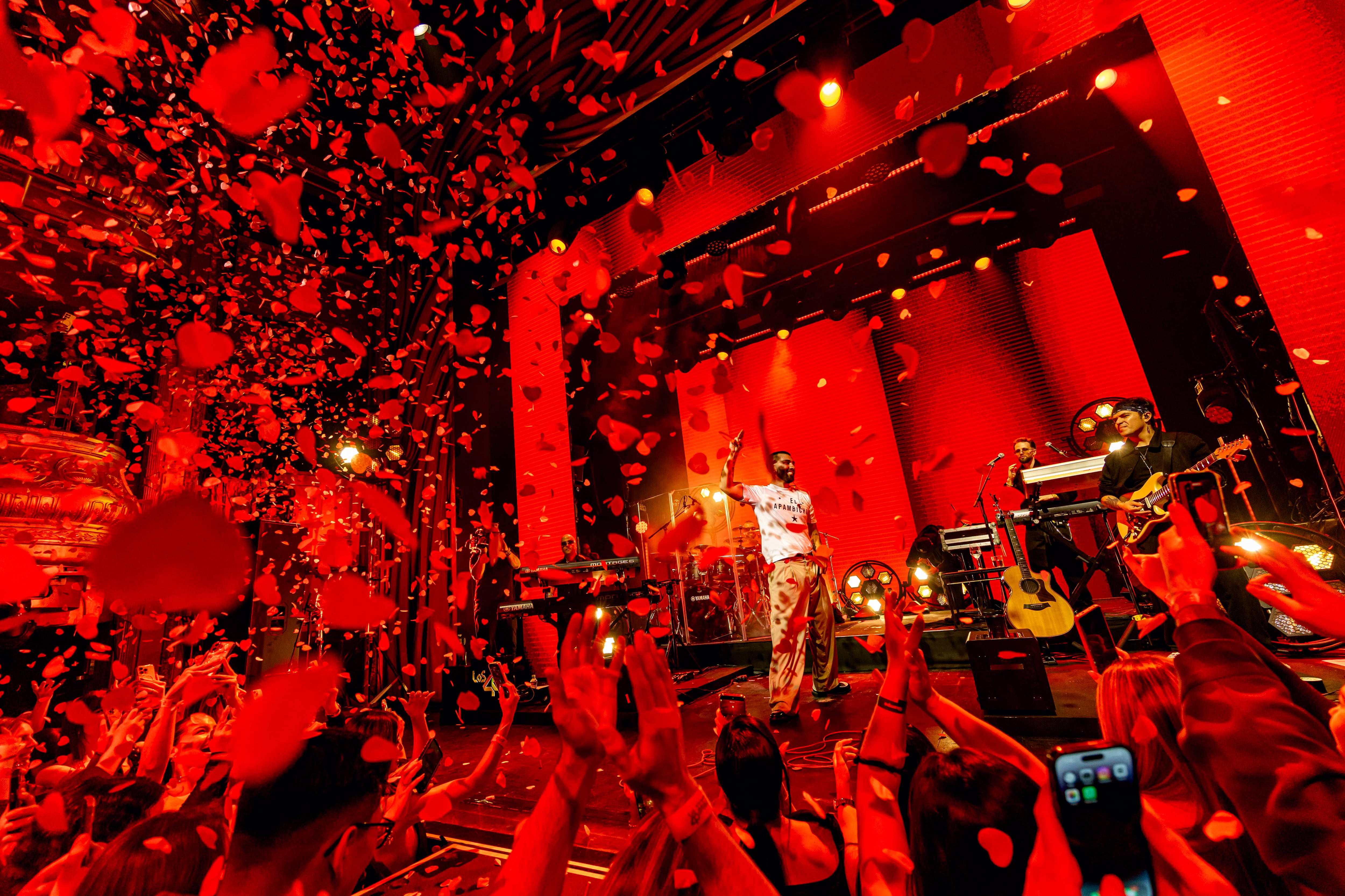 Y por hacernos vibrar en este LOS40 Básico.