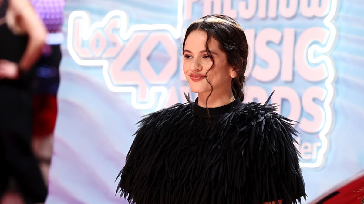 Rosalía explica por qué celebró el Año Nuevo en Río junto a la modelo Lola Bahia: “Quería entender lo que es Brasil"