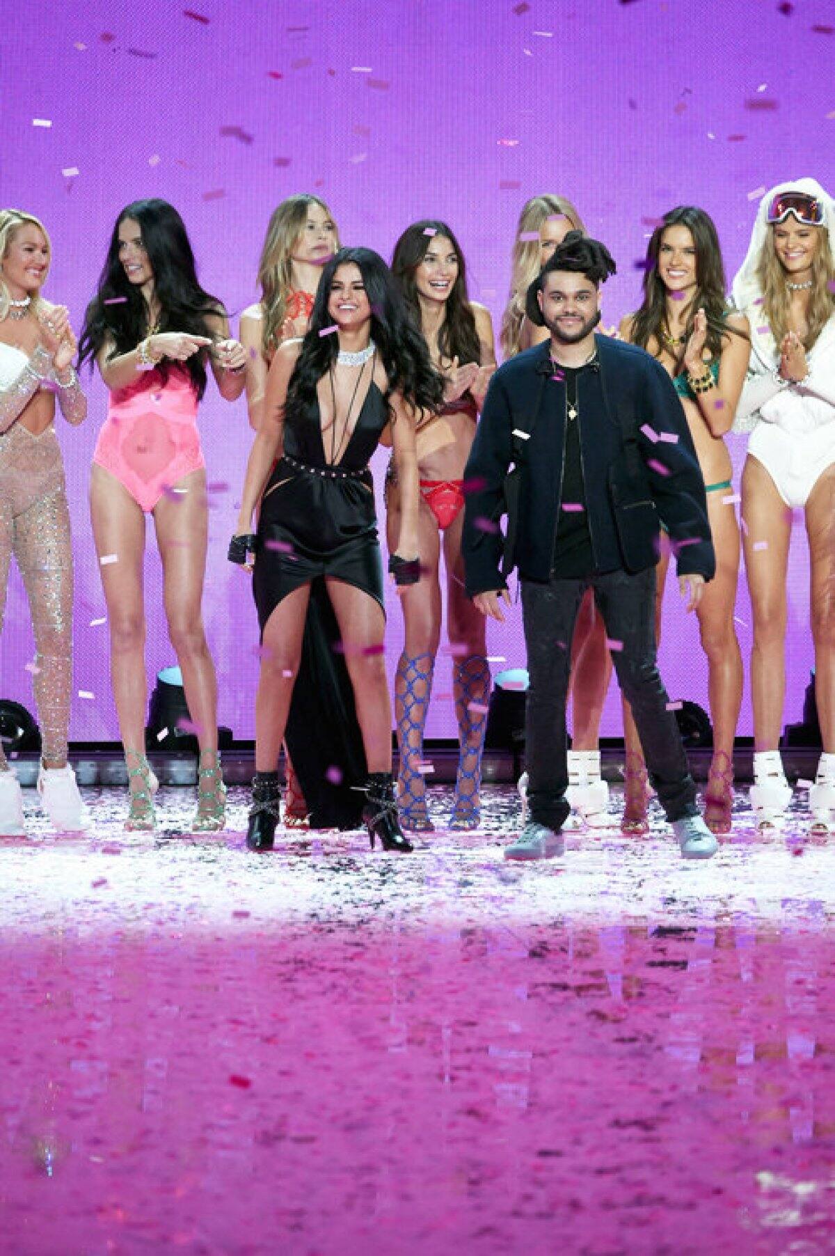 "I Can't Feel My Face" de The Weeknd fue unos de los éxitos del 2015.