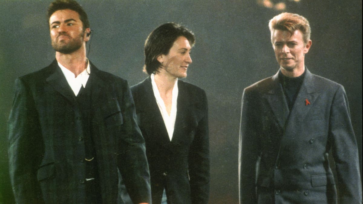 David Bowie, “un dios de otro mundo” que admiraba a su mayor fan: George Michael