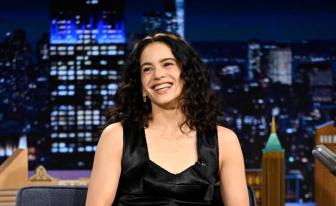 Rosalía en 'The Tonight Show' de Jimmy Fallon (@fallontonight)
