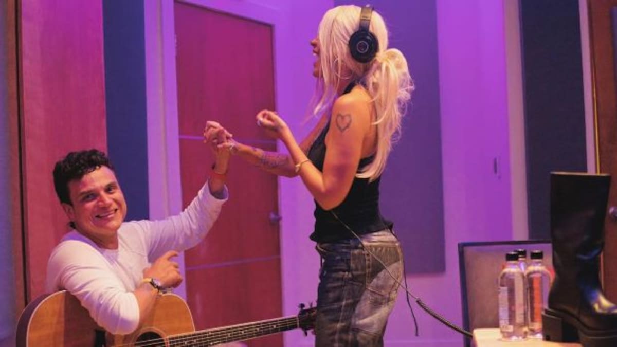Karol G adelanta su próxima colaboración