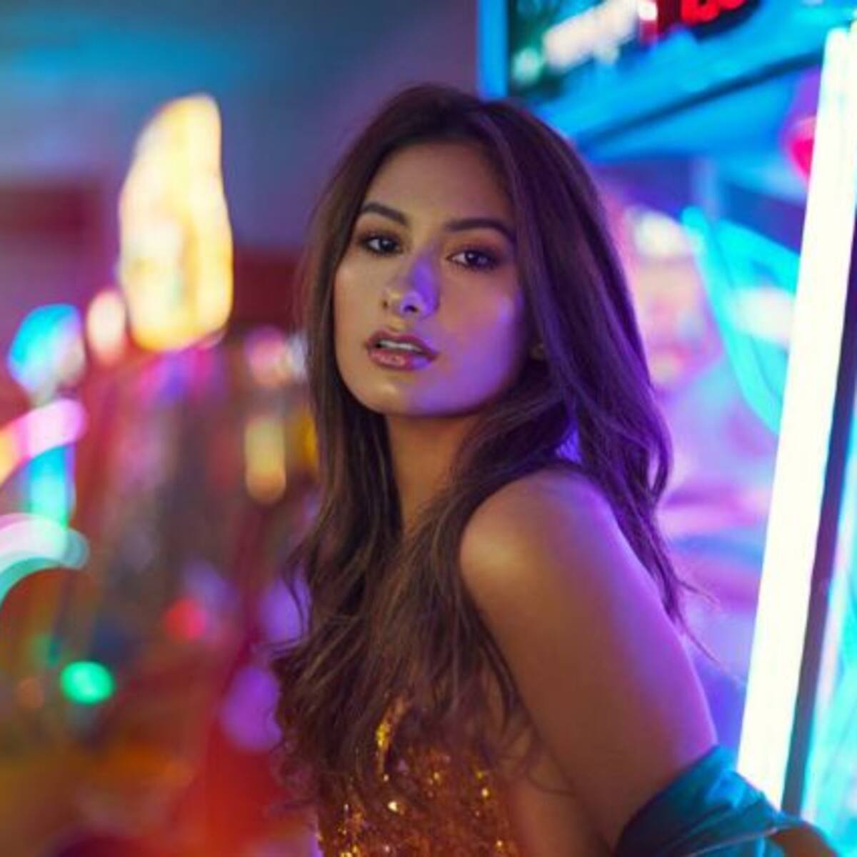 Fatima Pinto estrenó su sencillo "Tic Tic Tac"
