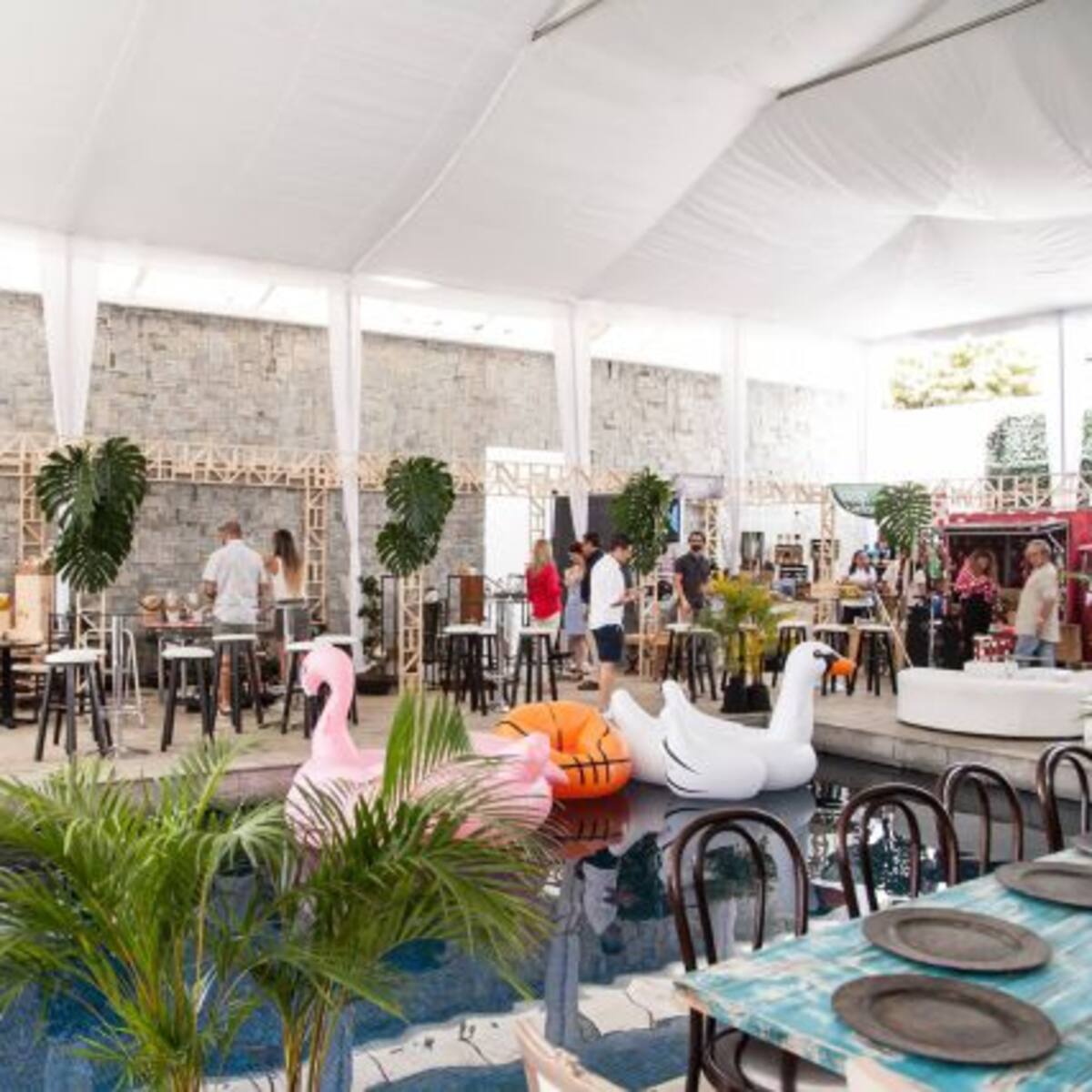 Con este evento podrás recibir al verano y ayudar a una ONG