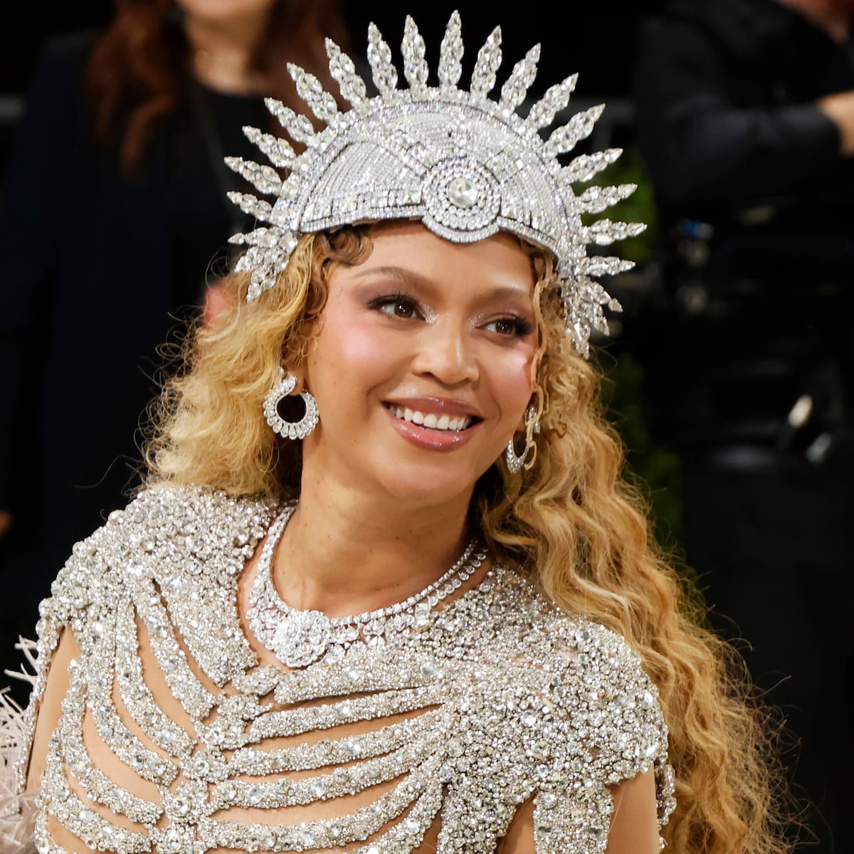 Beyoncé lanza por sorpresa 'Morning Dew (Donk)': ¿una pista de su 'Act III' o un regreso a la era 'B'Day'?