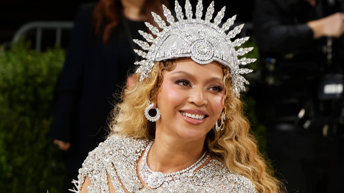 Beyoncé lanza por sorpresa 'Morning Dew (Donk)': ¿una pista de su 'Act III' o un regreso a la era 'B'Day'?