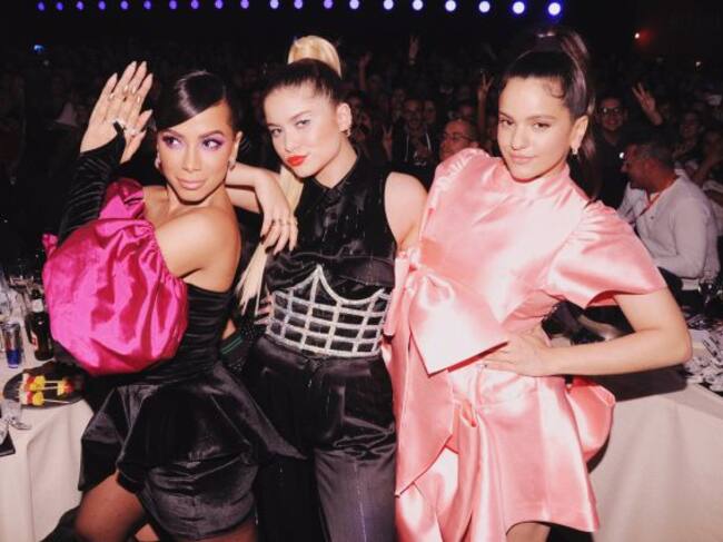 Anitta, Sofía Reyes y Rosalía en LOS40 Music Awards 2019
