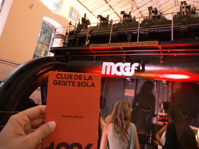 Arde Bogotá y la presentación de Manufacturas del Club de la Gente Sola