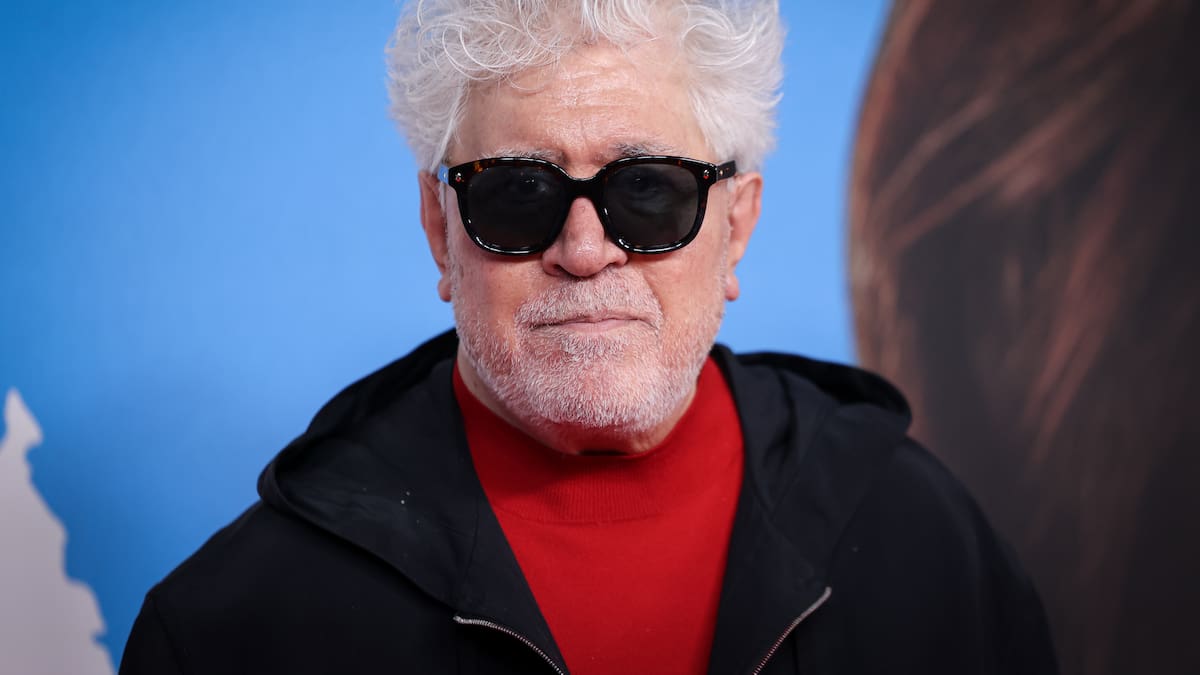 Pedro Almodóvar, neurociencia, romantasy, manosfera o ‘Lies of P’, en las novedades literarias que llegan para estas vacaciones