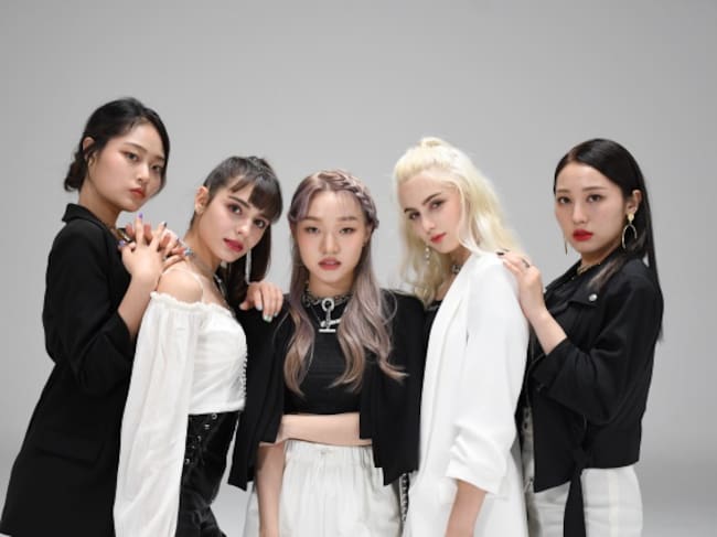 PRISMA, girlband de K-Pop, formada por Gyeong Min, Sally, Nia, Eun Byeol y Miriam