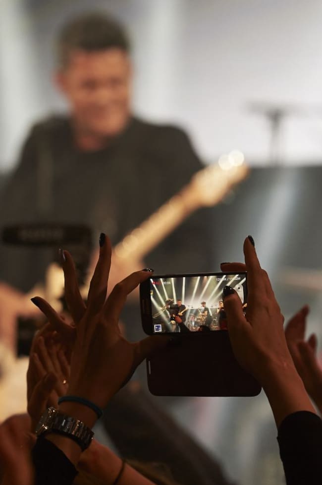 Alejandor Sanz, durante el Basico 40 Principales en el Círculo de Bellas Artes de Madrid en 2016.