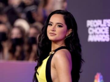 Becky G aparece radiante “sin maquillaje y sin filtro”