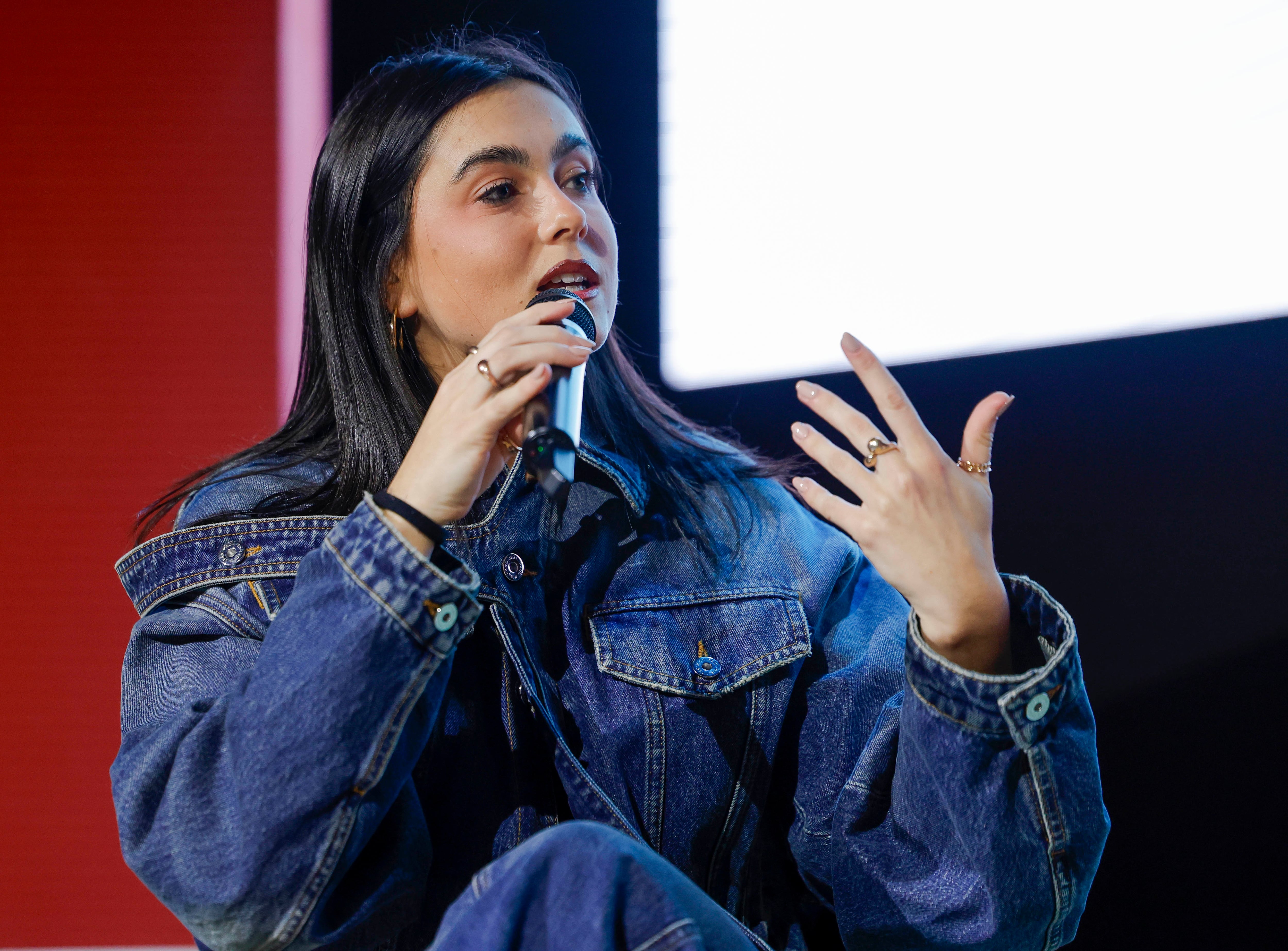 Chiara Oliver en LOS40 TALKS x BIME en Valencia // David González