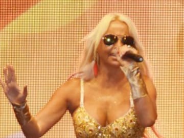 En ‘First Dates’ una chica le confiesa a un rockero que es fan de Leticia Sabater y el final… inesperado