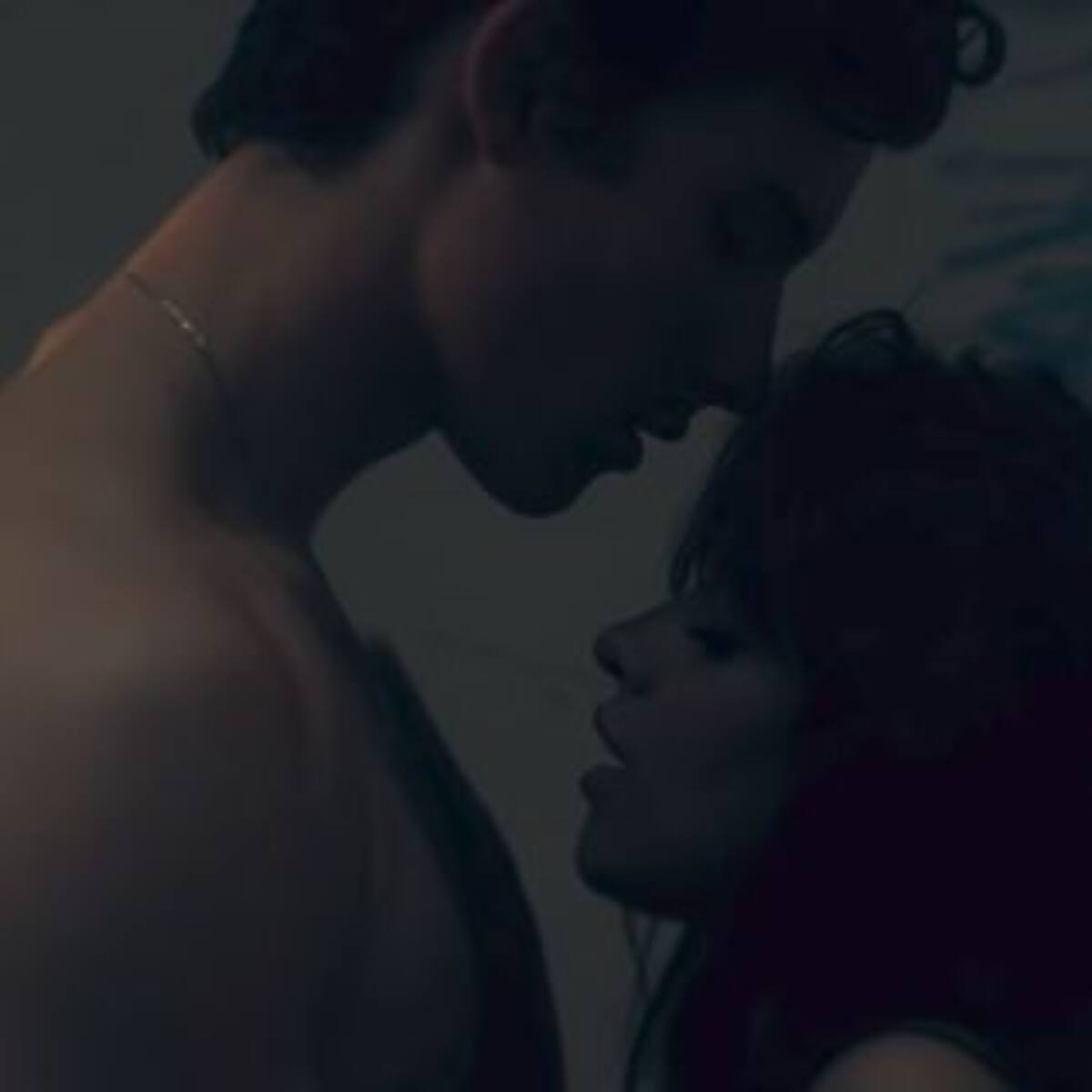 El apasionado video de Camila Cabello y Shawn Mendes