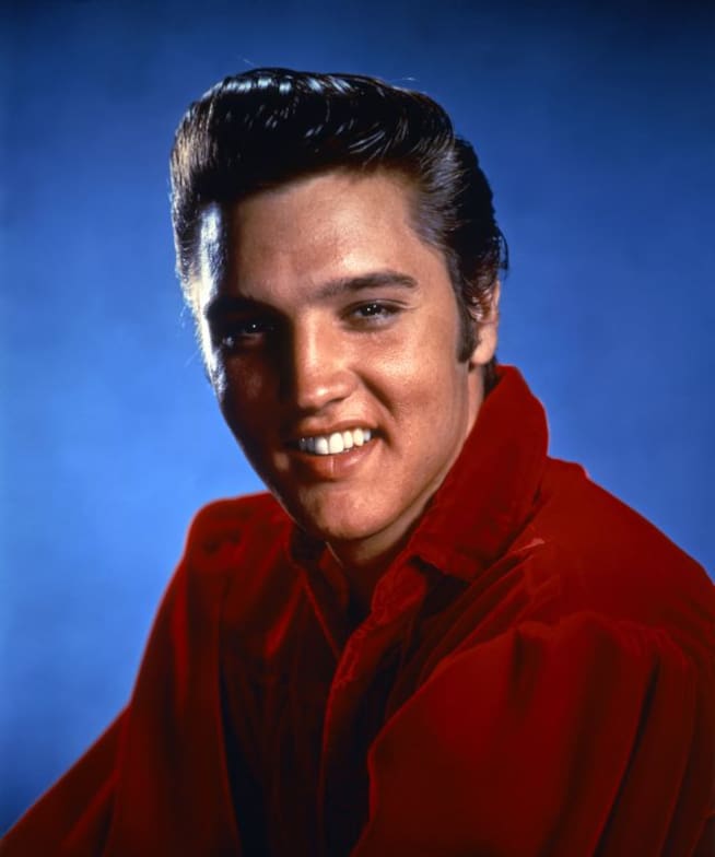 Retrato del cantante y actor Elvis Presley.