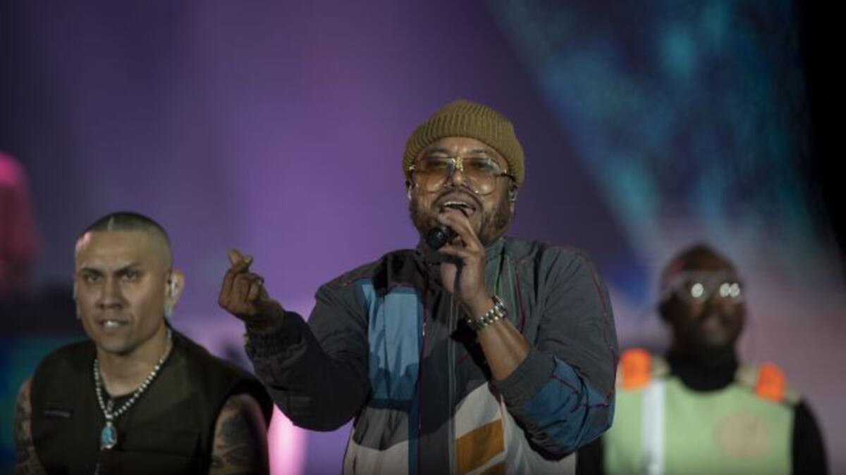 Black Eyed Peas y Shakira la rompen con Girl like me: ¡mira el vídeo y la letra!