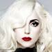 Lady Gaga de fiesta con el equipo de "American horror story"
