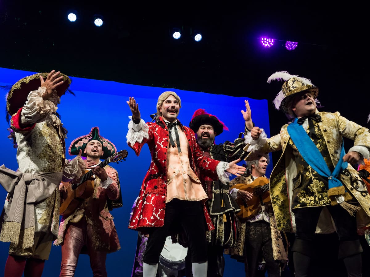 Orden de actuación de los cuartos del COAC 2026 hoy, sábado 31 de enero, en el Teatro Falla del Carnaval de Cádiz