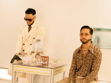 Así se baila bachata según Mora y C. Tangana en el vídeo de ‘Droga’: “La combi que necesitabas”