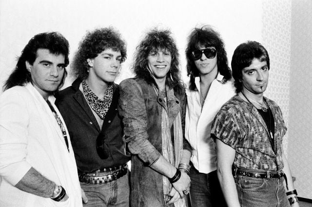 De izquierda a derecha: Tico Torres, David Bryan, John Bon Jovi, Richie Sambora y Alec John Such en 1985.