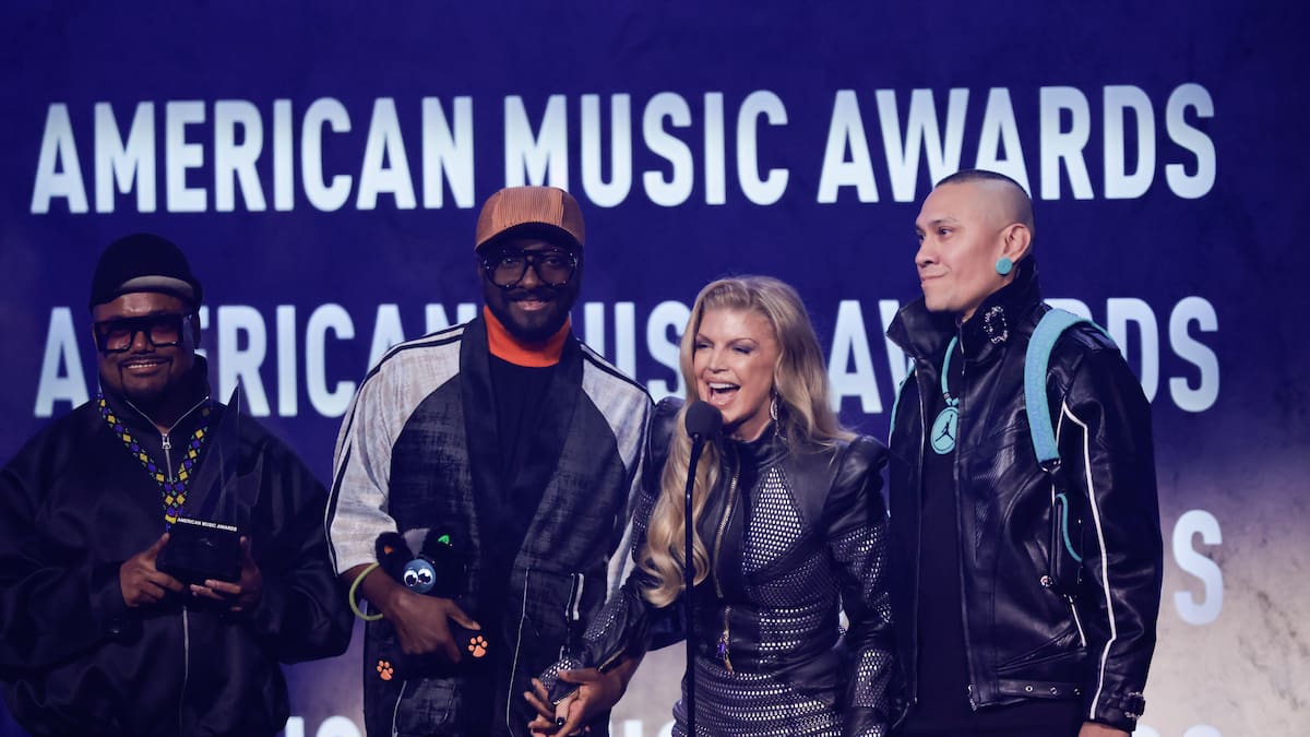 Fergie reaparece con Black Eyed Peas en los AMA's 2026: ¿Vuelve el grupo al completo?