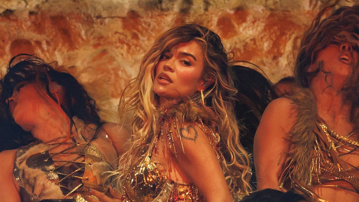 Karol G y la teoría del color azul: ¿se viene nueva era musical?