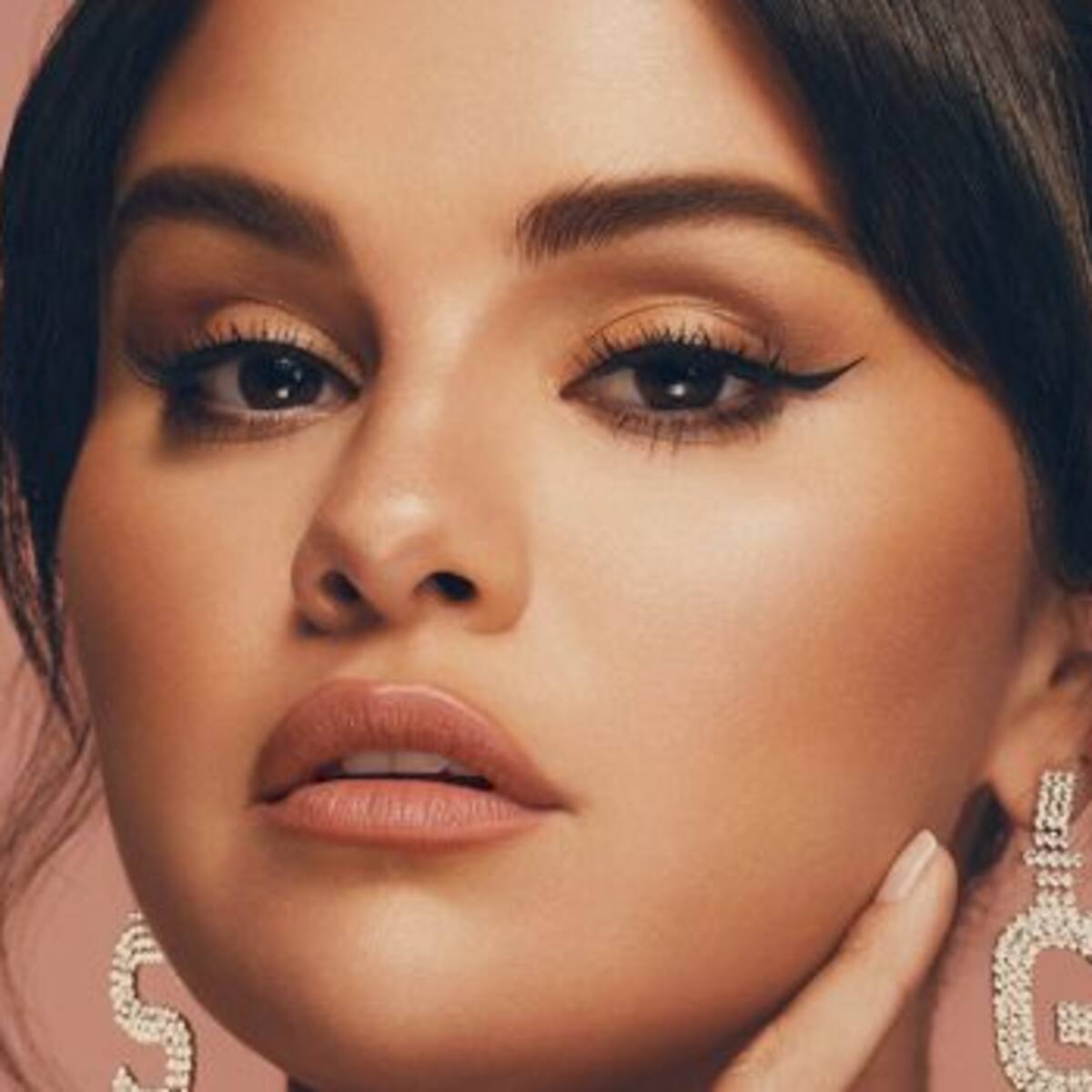 Selena Gómez se encuentra trabajando en su nuevo disco