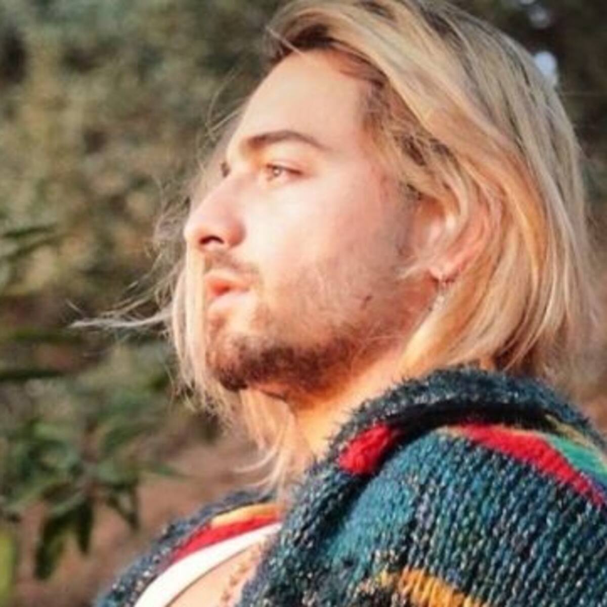 Maluma cambió su look y las redes estallaron con memes