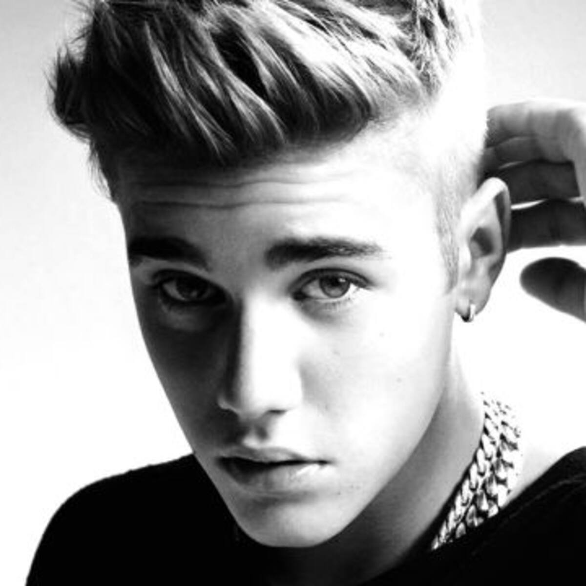 Justin Bieber se lesionó jugando al fútbol