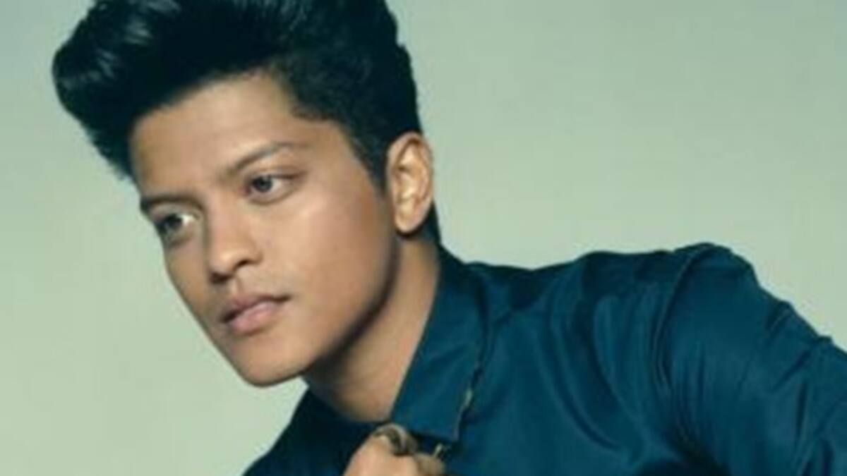 Bruno Mars continúa liderando los éxitos musicales en Estados Unidos
