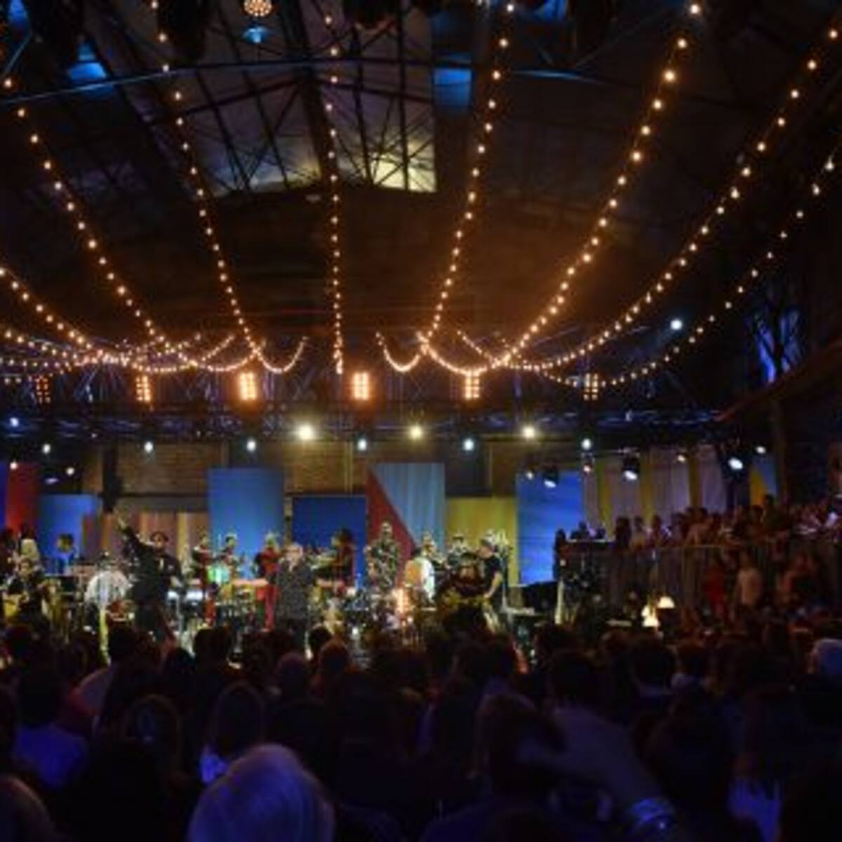 Los Auténticos Decadentes lanzaron “Fiesta Nacional”, su nuevo CD y DVD