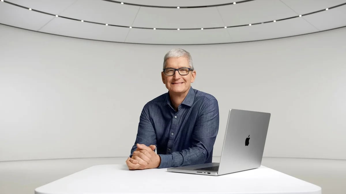Tim Cook - Apple