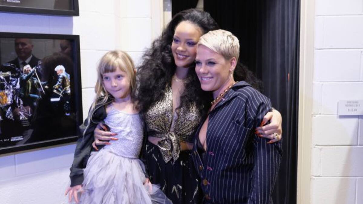 Rihanna cumple el sueño de Pink