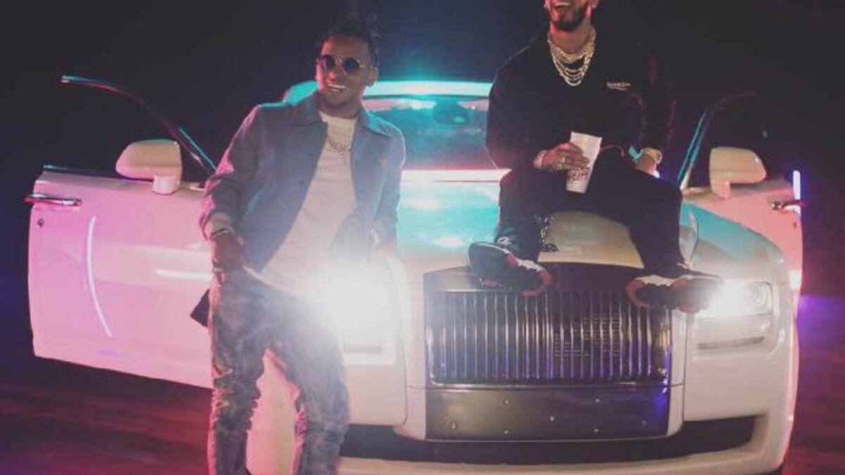 Ozuna se burla del peinado de Anuel AA en la playa