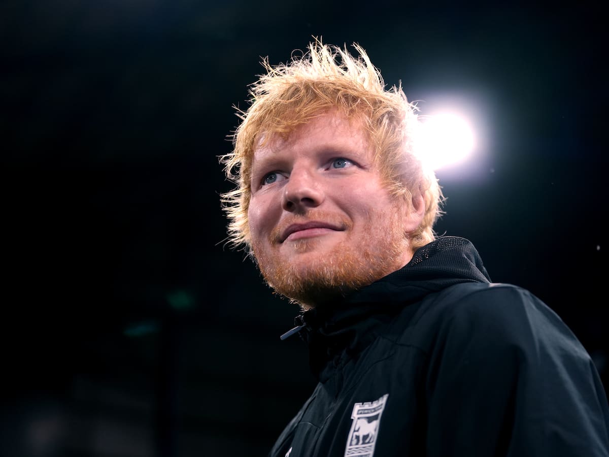 Ed Sheeran meditó cancelar su tour, retirarse y quitó una parte de su escenario por miedo
